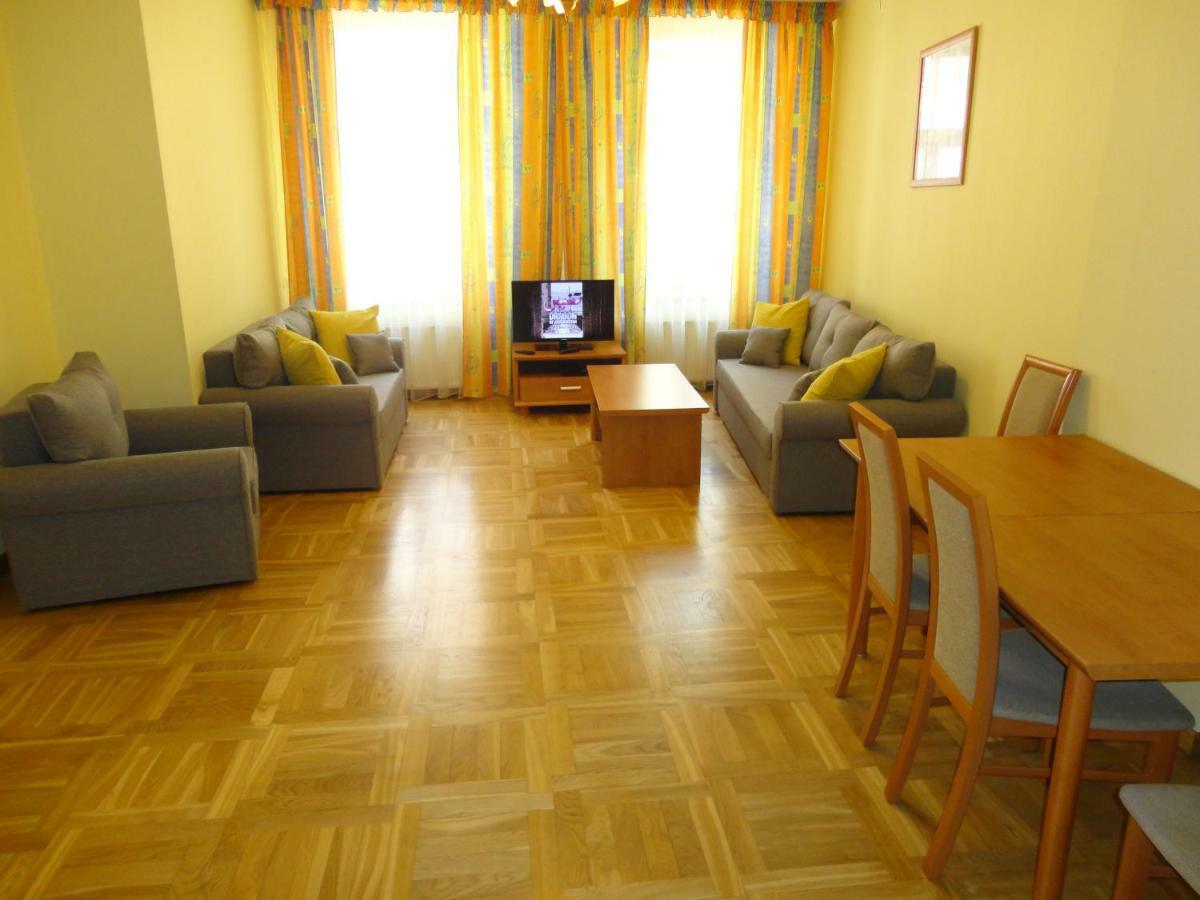 Old City Apartments Riga Luaran gambar